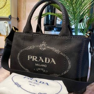 ❌SOLD 100% Authentic PRADA CANAPA small (SOLD OUT)